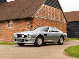 Bild 9/50 von Aston Martin V8 (1978)