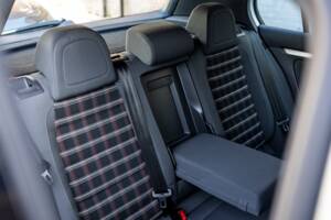 Bild 39/50 von Volkswagen Golf V GTI (2006)