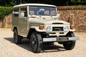 Bild 47/50 von Toyota Land Cruiser BJ 40 (1977)
