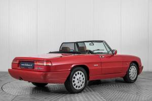 Bild 2/50 von Alfa Romeo 2.0 Spider (1992)