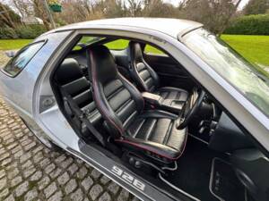 Imagen 20/33 de Porsche 928 S4 (1988)