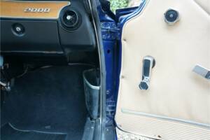 Bild 45/50 von Alfa Romeo 2000 GTV (1974)