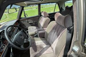 Afbeelding 2/89 van Mercedes-Benz 300 SEL 6.3 (1972)