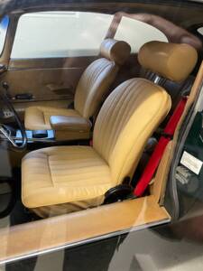 Bild 5/12 von Jaguar E-Type V12 (2+2) (1972)