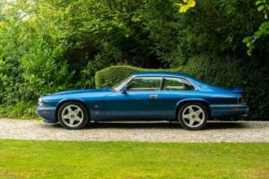 Image 18/50 of Jaguar XJS 4.0 Celebration (1994)