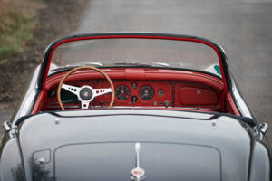 Image 2/19 de Jaguar XK 150 3.4 S OTS (1958)