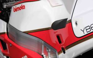 Image 76/95 of Bimota YB6 (1990)