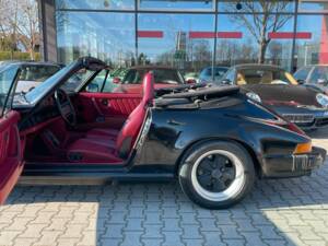 Immagine 9/20 di Porsche 911 Carrera 3.2 (1988)