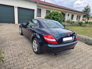 Afbeelding 13/22 van Mercedes-Benz SLK 200 Kompressor (2006)