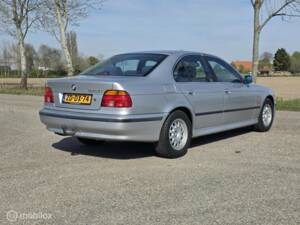 Imagen 10/37 de BMW 523i (1999)
