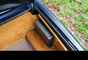 Bild 26/27 von Mercedes-Benz 380 SL (1984)