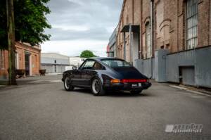 Bild 7/20 von Porsche 911 Carrera 3.2 (1986)