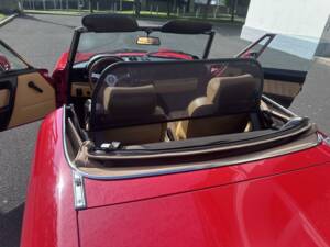 Image 36/50 of Alfa Romeo 2.0 Spider (1991)