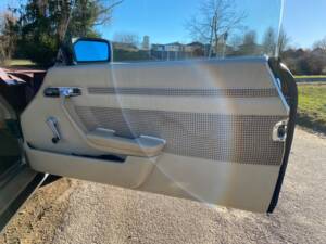 Image 16/20 of Mercedes-Benz 280 SLC (1977)