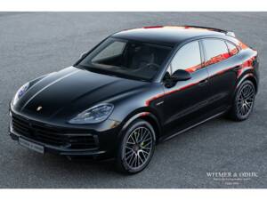 Image 3/32 of Porsche Cayenne Coupé E-Hybrid (2020)