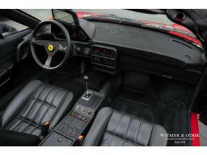 Bild 9/41 von Ferrari 328 GTS (1989)