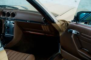 Bild 48/50 von Mercedes-Benz 450 SLC (1977)