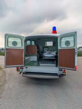 Image 19/51 of Cadillac Ambulance Carrosserie Köng (1964)