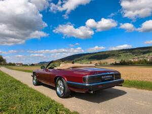 Immagine 2/26 di Jaguar XJS 5.3 V12 (1992)