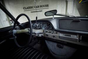 Image 35/97 of Citroën DS 20 Chapron (1972)