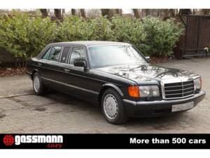 Afbeelding 3/15 van Mercedes-Benz 560 SEL (1990)