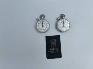 Image 14/50 de Jaguar E-Type (1969)