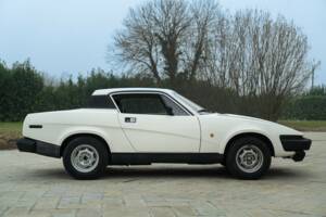 Image 4/50 of Triumph TR 7 Europa (1977)