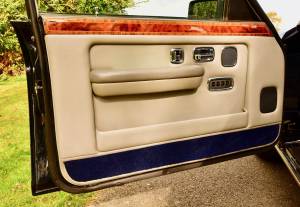 Image 39/50 of Rolls-Royce Silver Spur Park Ward (1998)