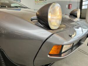 Afbeelding 32/59 van Porsche 928 S (1985)