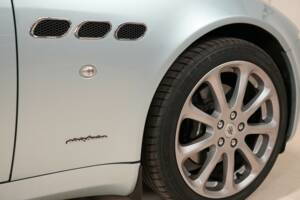 Bild 19/38 von Maserati Quattroporte 4.2 (2005)