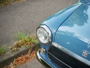 Image 25/28 de Innocenti Mini Cooper 1300 (1900)