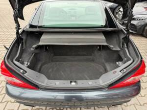 Bild 24/30 von Mercedes-Benz SL 350 (2008)