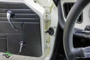 Afbeelding 30/66 van Triumph TR 4 (1963)