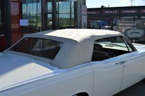 Image 13/50 of Lincoln Continental Convertible (1967)