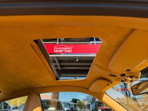 Afbeelding 20/30 van Porsche 911 Carrera (2003)