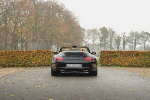Bild 15/96 von Porsche 911 Carrera 4 (2006)