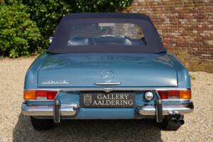 Imagen 9/50 de Mercedes-Benz 280 SL (1968)