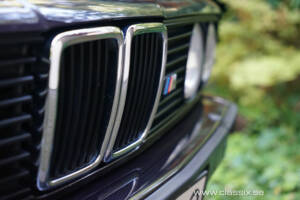 Imagen 15/24 de BMW 325i (1989)