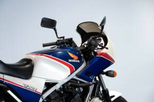 Image 28/50 de Honda VF 750 (1983)