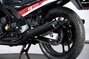 Image 10/50 of Yamaha FZ 750 (1986)
