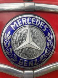 Bild 30/41 von Mercedes-Benz O 319 D (1966)