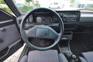 Image 18/55 of Volkswagen Golf Mk II 1.3 (1991)