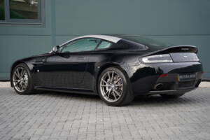Imagen 2/50 de Aston Martin V8 Vantage N430 (2016)