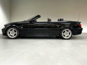 Immagine 4/15 di BMW 325Ci (2003)