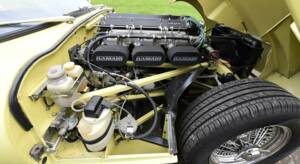 Image 33/50 de Jaguar E-Type (2+2) (1969)