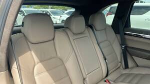 Image 27/51 de Porsche Cayenne Turbo (2011)