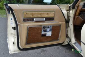 Bild 18/50 von Buick Electra 225 Hardtop (1976)