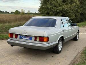 Bild 10/20 von Mercedes-Benz 500 SEL (1985)