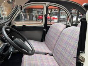 Bild 21/39 von Citroën 2 CV 6 Club (1988)