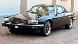 Image 1/17 of Jaguar XJS 5.3 V12 (1985)